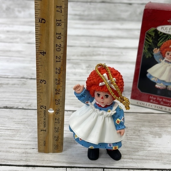 MOP TOP WENDY Madame Alexander Hallmark Christmas ornament - Picture 3 of 5